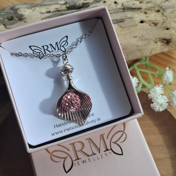 Pink leaf necklace