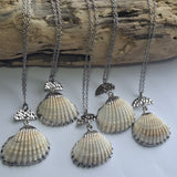 Silver shell necklace