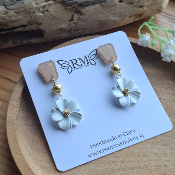 Snowdrop earrings